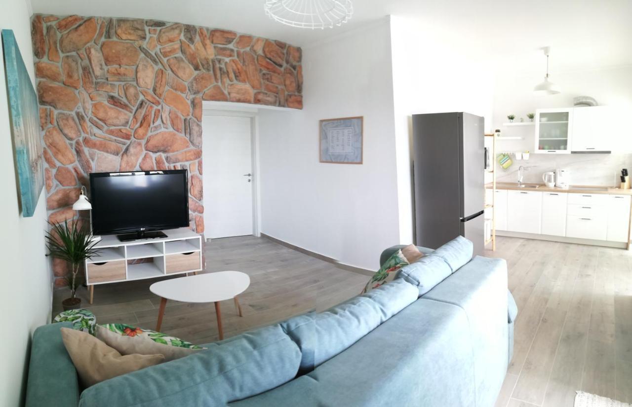Apartments Tinjarosa Mundanije المظهر الخارجي الصورة