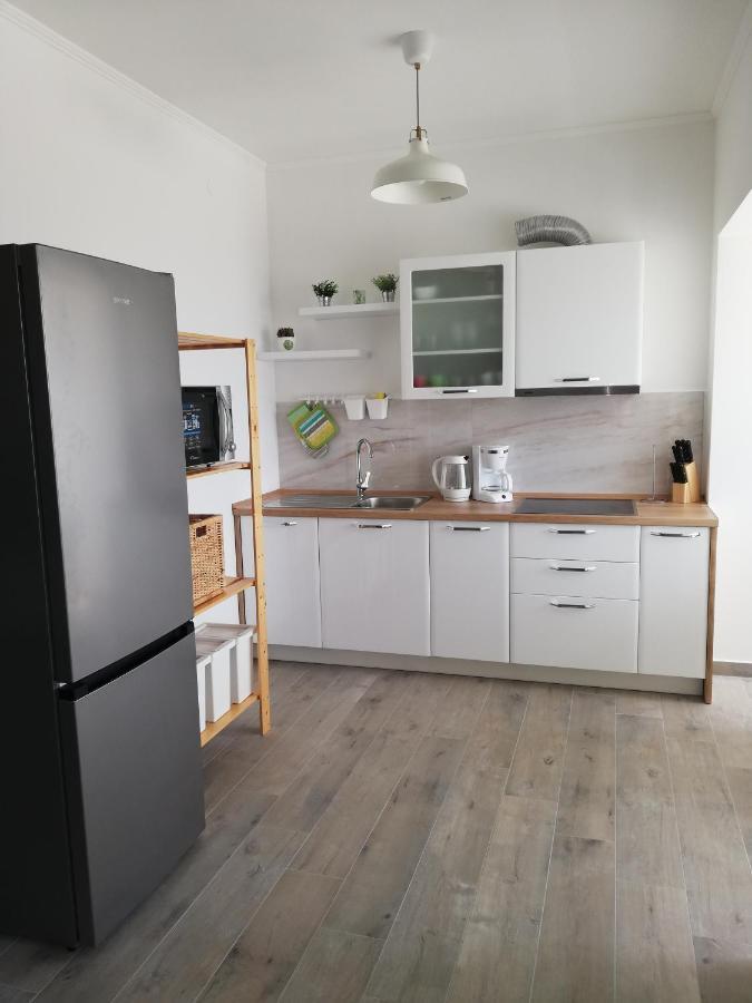 Apartments Tinjarosa Mundanije المظهر الخارجي الصورة