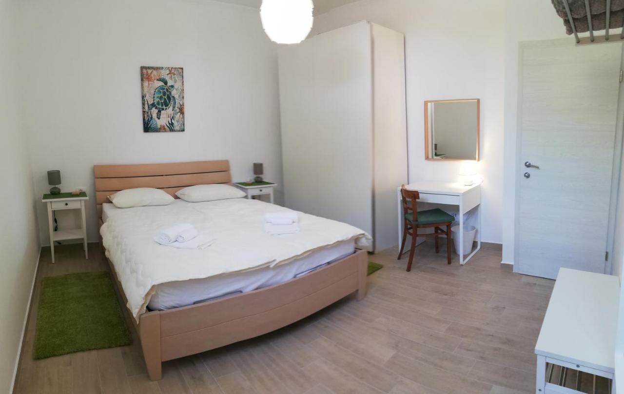 Apartments Tinjarosa Mundanije المظهر الخارجي الصورة