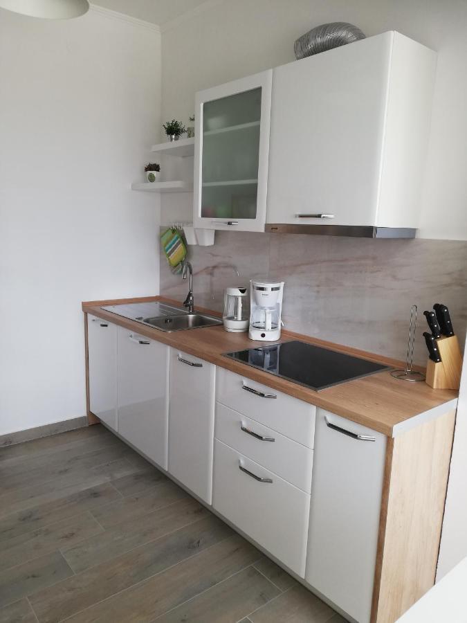 Apartments Tinjarosa Mundanije المظهر الخارجي الصورة