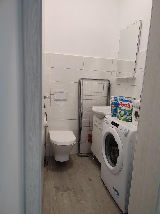 Apartments Tinjarosa Mundanije المظهر الخارجي الصورة